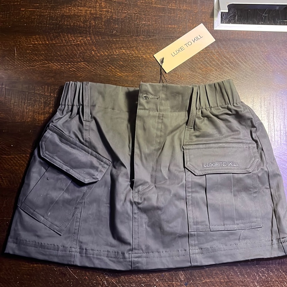 Cargo mini skirt (brand: Luxe to Kill)